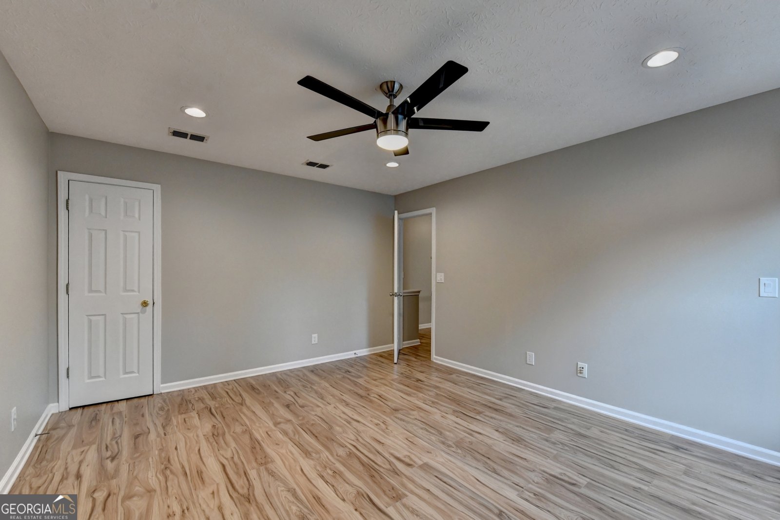 577 Ives Circle Lilburn - Photo 53