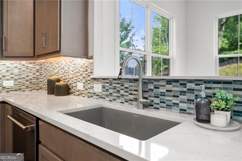 2815 Medford Drive Cumming - Photo 13
