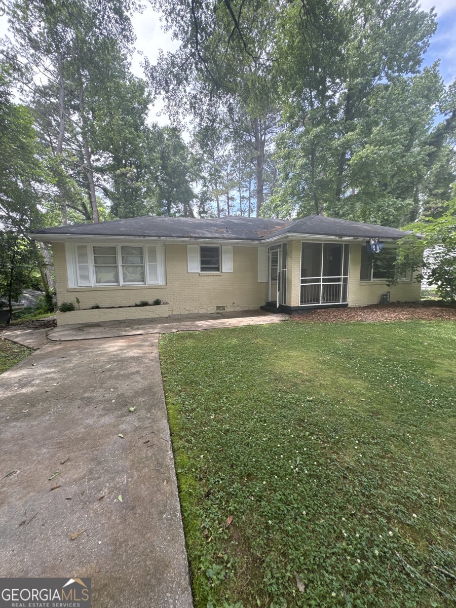 1863 Ridgeland Drive Decatur - main photo