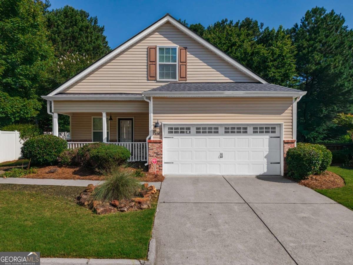 429 Chatooga Lane Woodstock - main photo