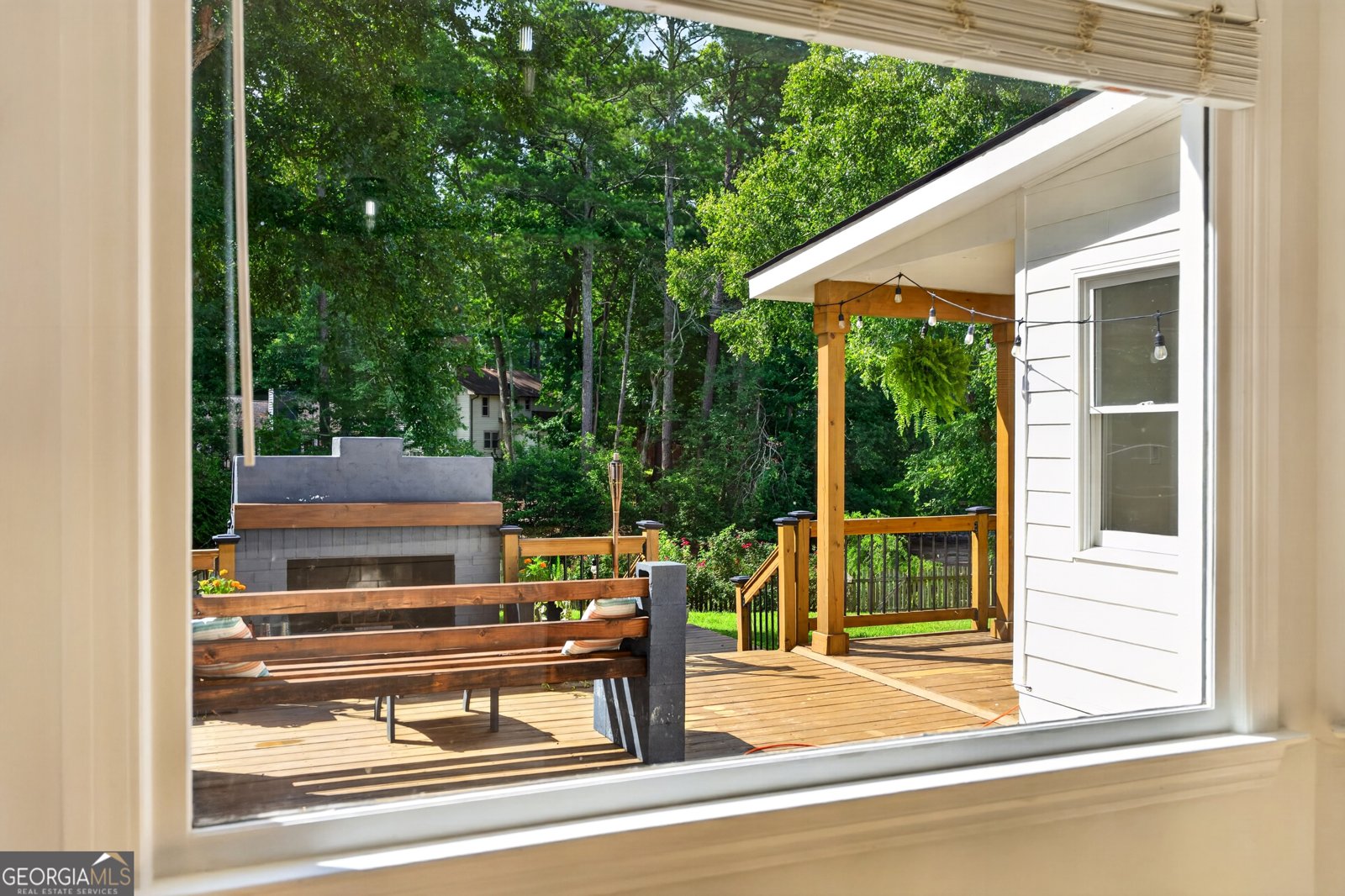9945 Lake Forest Way Roswell - Photo 17