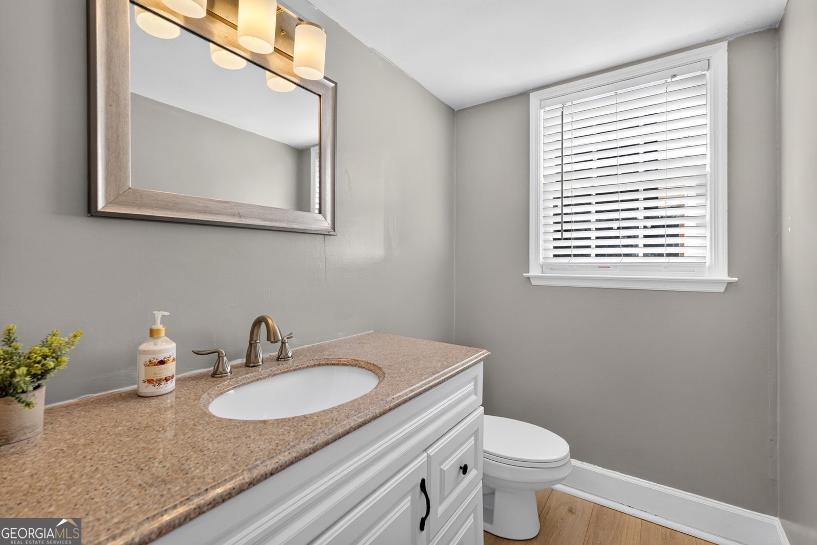 9945 Lake Forest Way Roswell - Photo 30
