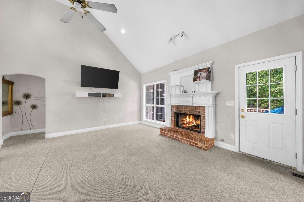 10017 Harmon Springs Drive Villa Rica - Photo 12