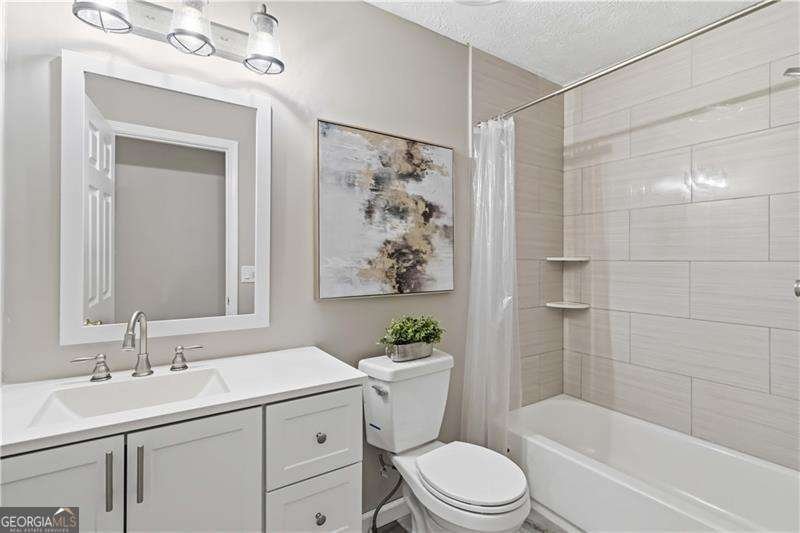 405 Plantation Way Woodstock - Photo 32