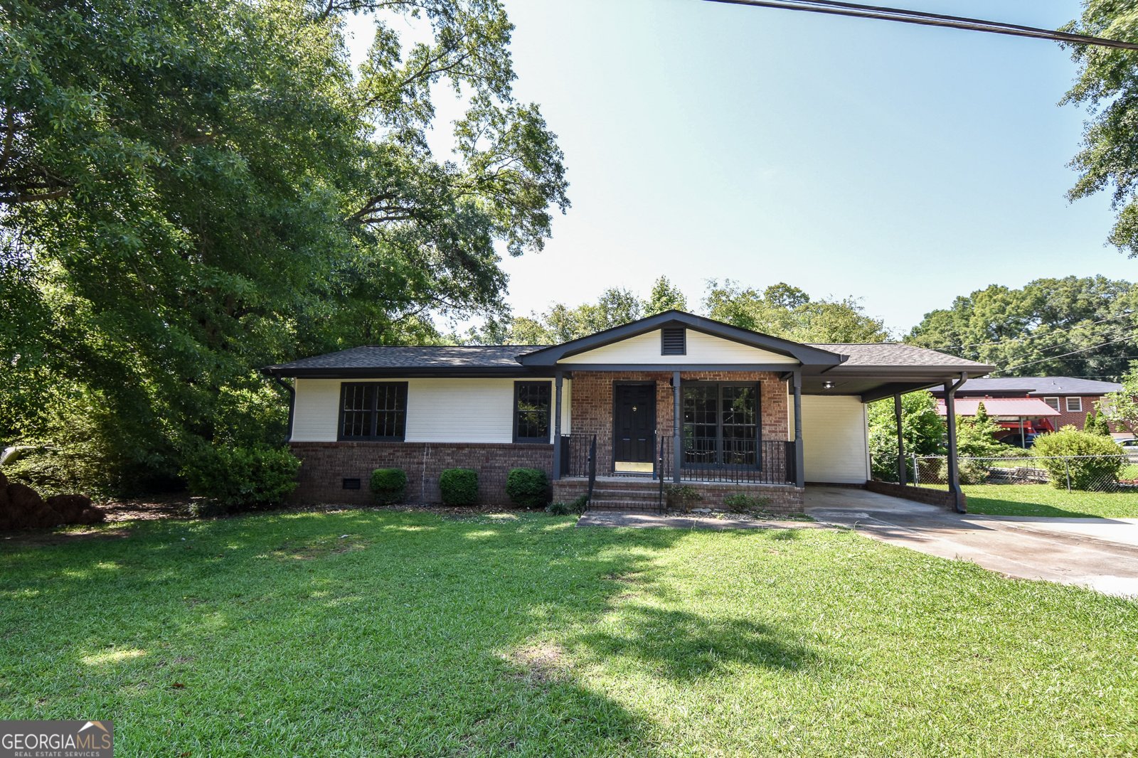 1538 Spring Valley Circle Griffin - main photo