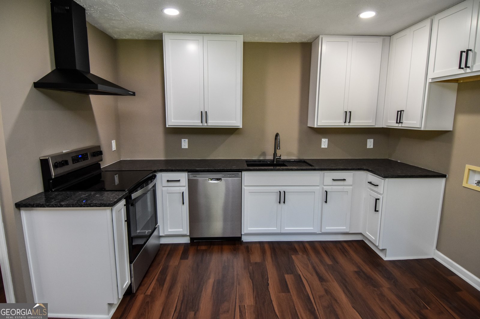 1538 Spring Valley Circle Griffin - Photo 7