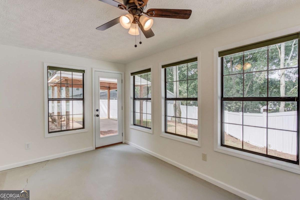 222 Ryan Road Winder - Photo 14