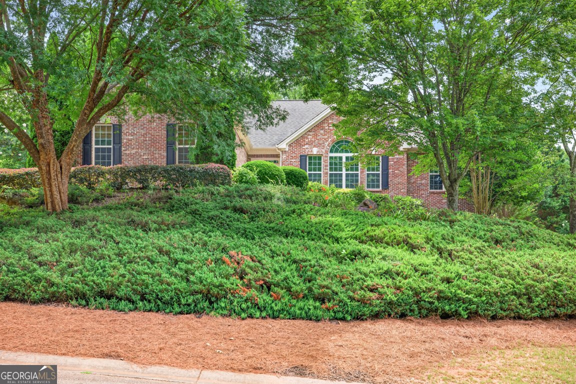 28 Montvale Drive Hoschton - main photo