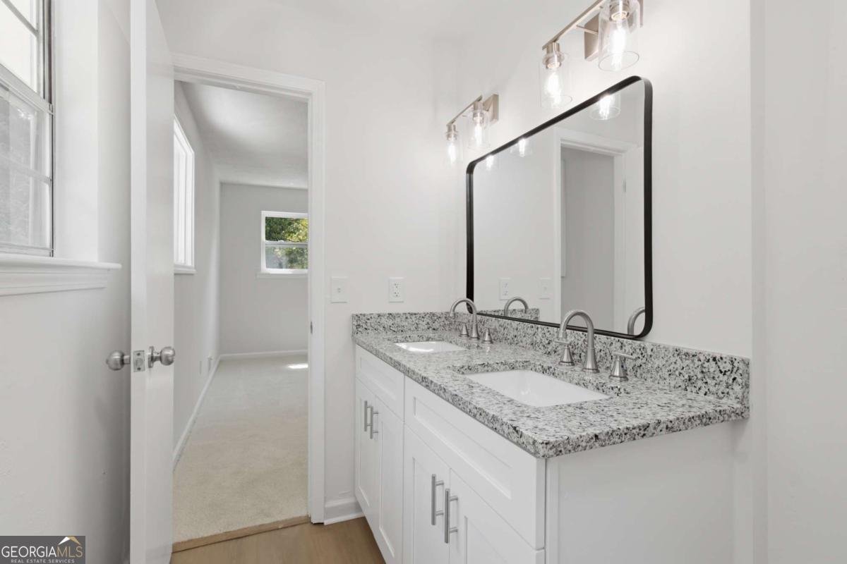 1765 Tilden Avenue Jonesboro - Photo 9