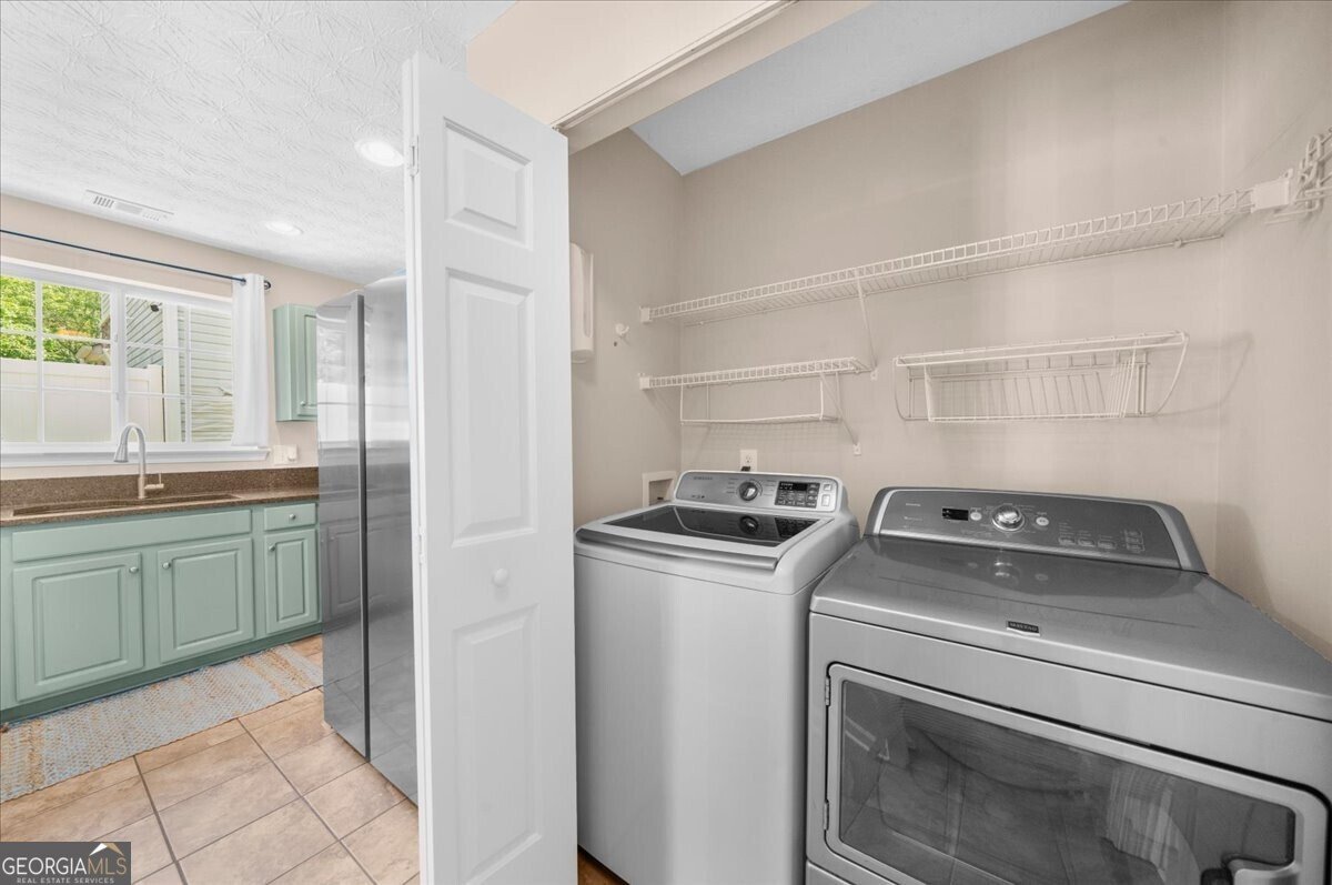 656 Oaks Drive Woodstock - Photo 11
