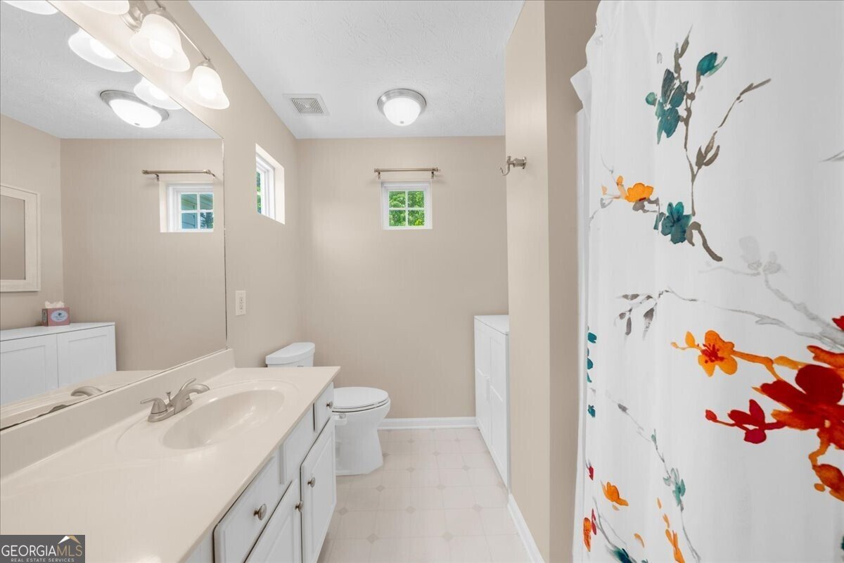 656 Oaks Drive Woodstock - Photo 16