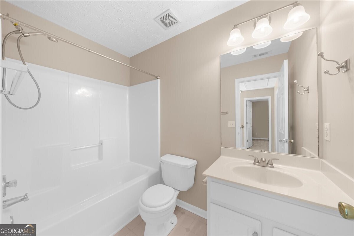 656 Oaks Drive Woodstock - Photo 18