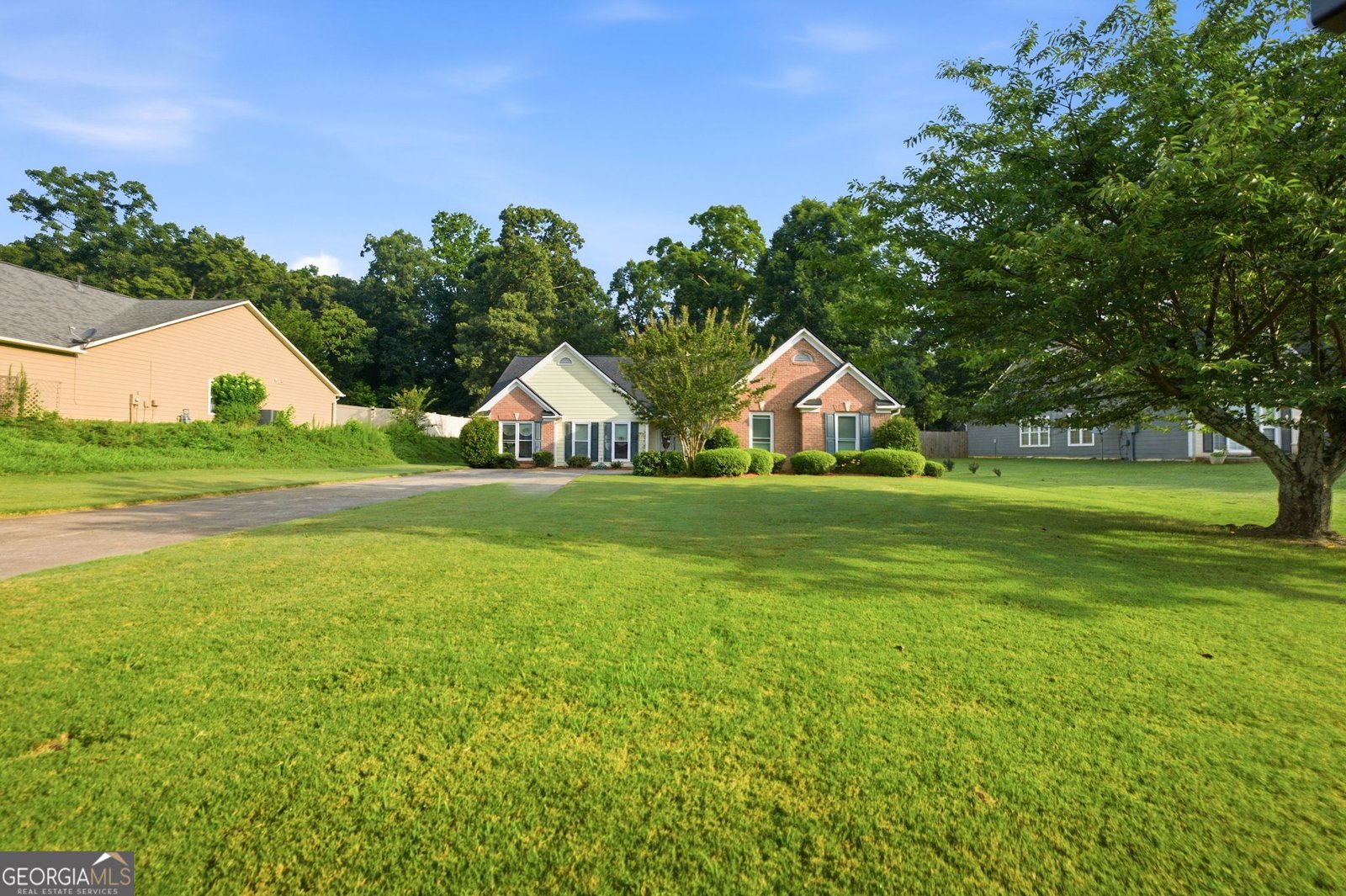 5603 Newberry Point Drive Flowery Branch - Photo 11