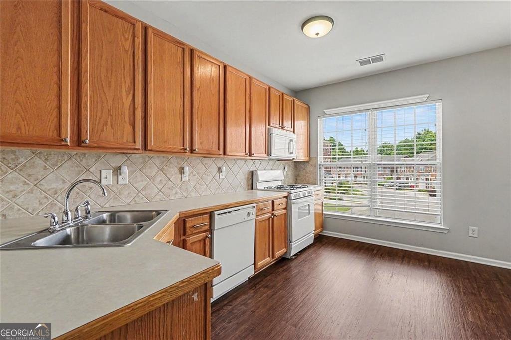 3158 Mill Springs Circle Buford - Photo 10