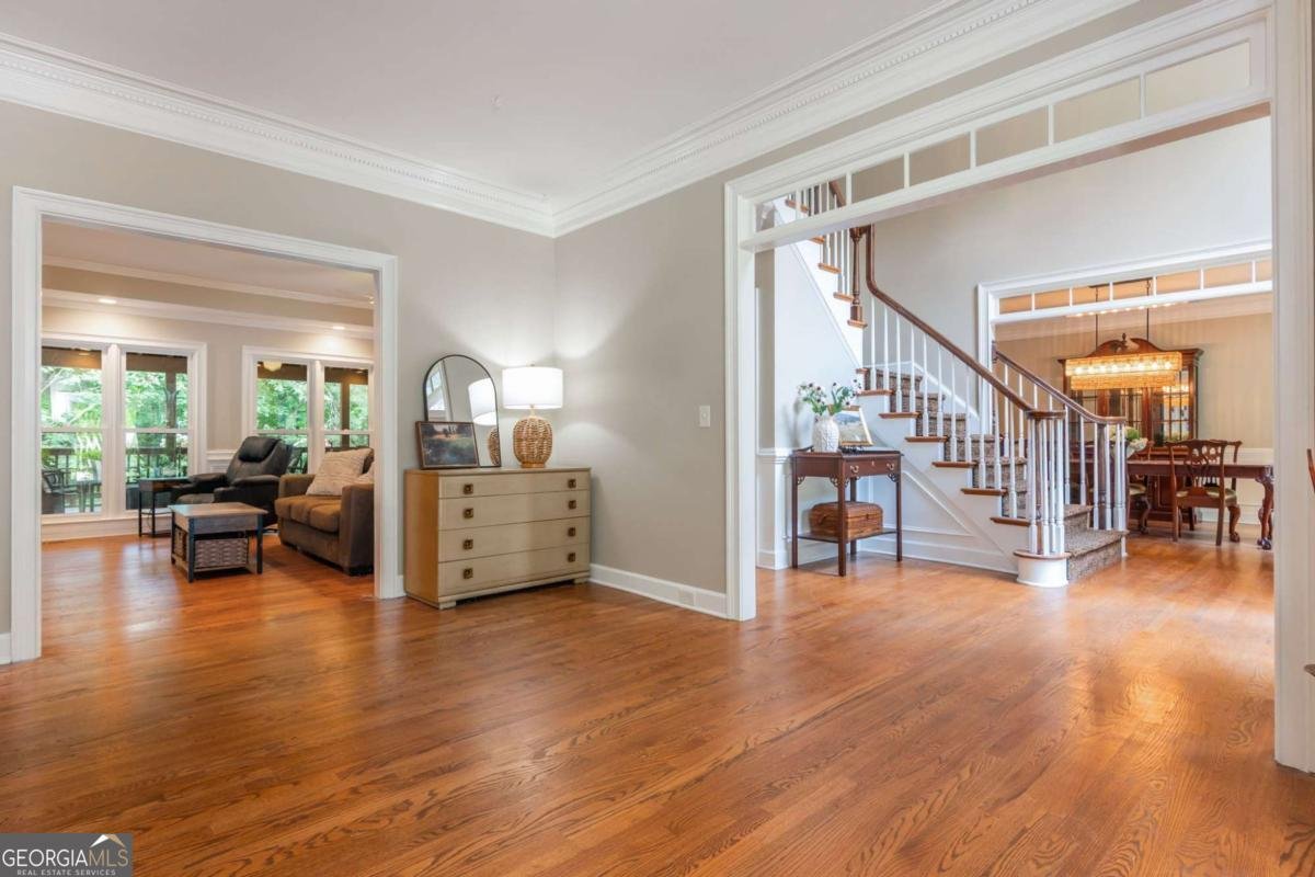 2865 Stoneglen Close Roswell - Photo 10