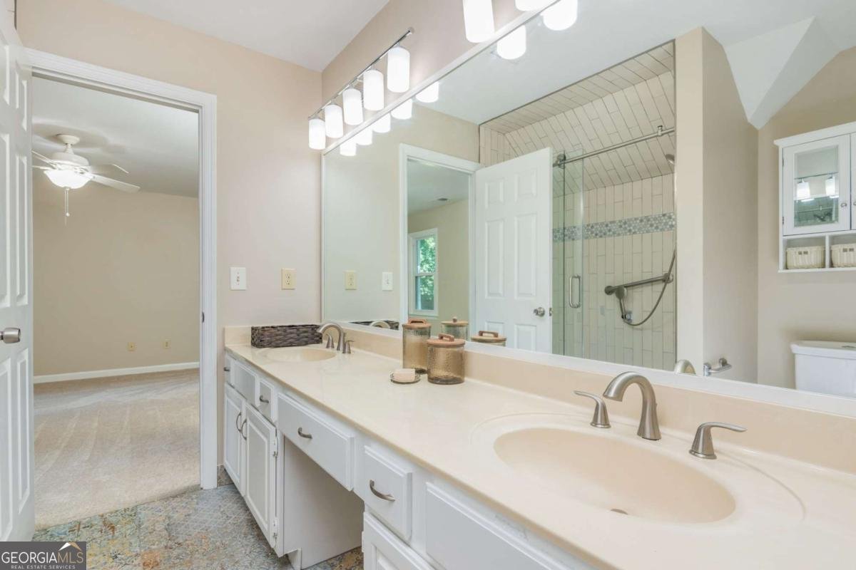 2865 Stoneglen Close Roswell - Photo 40