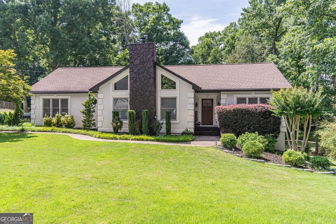 5050 Puritan Drive Sugar Hill - main photo