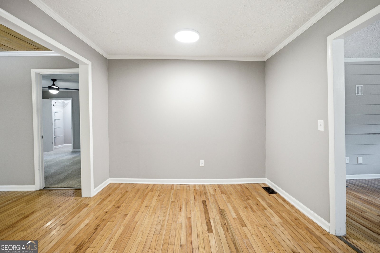 467 Sanders Street Clarkesville - Photo 12