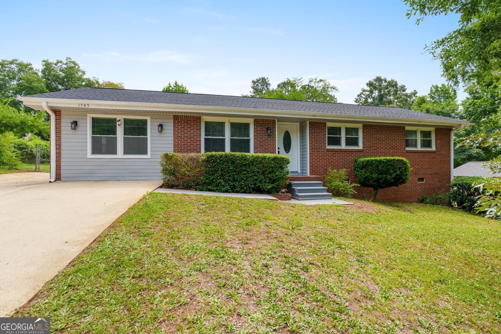 1745 Rockbridge Road Conyers - main photo