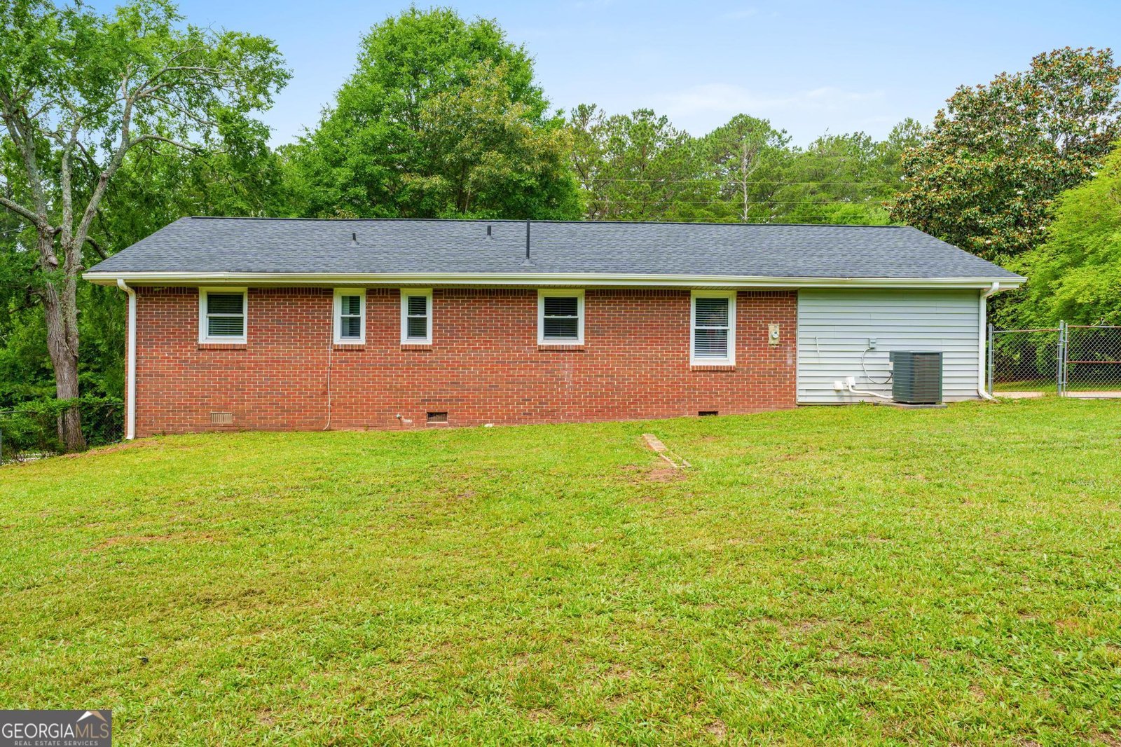1745 Rockbridge Road Conyers - Photo 32