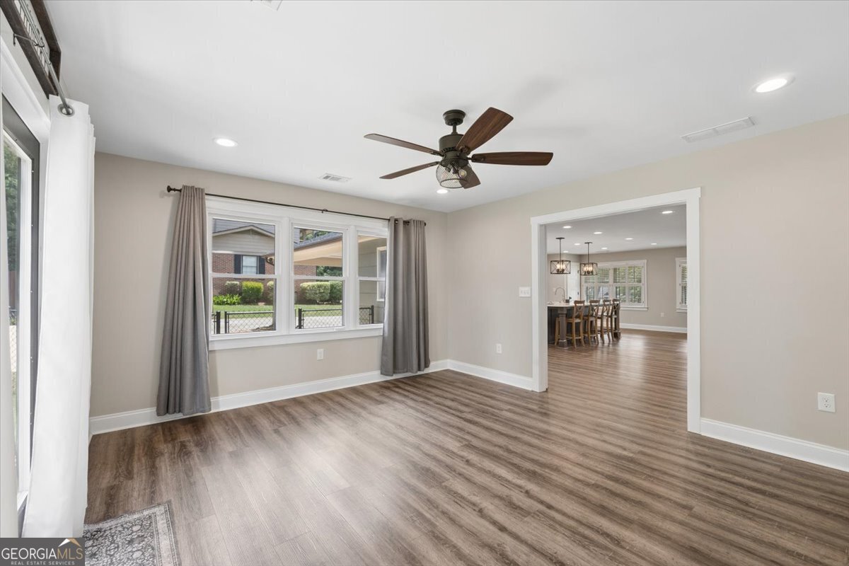 6127 Forest Drive Covington - Photo 12