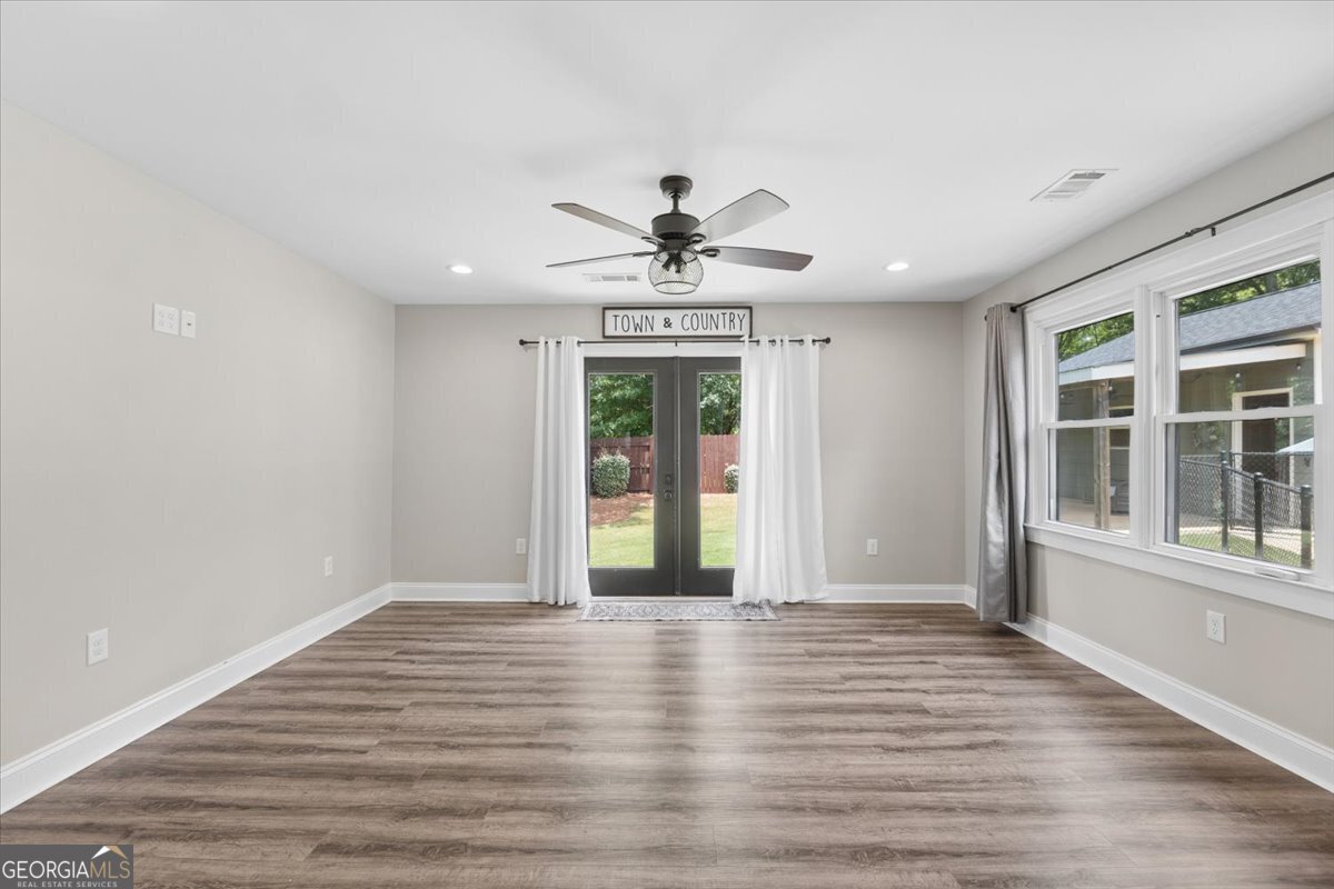 6127 Forest Drive Covington - Photo 13