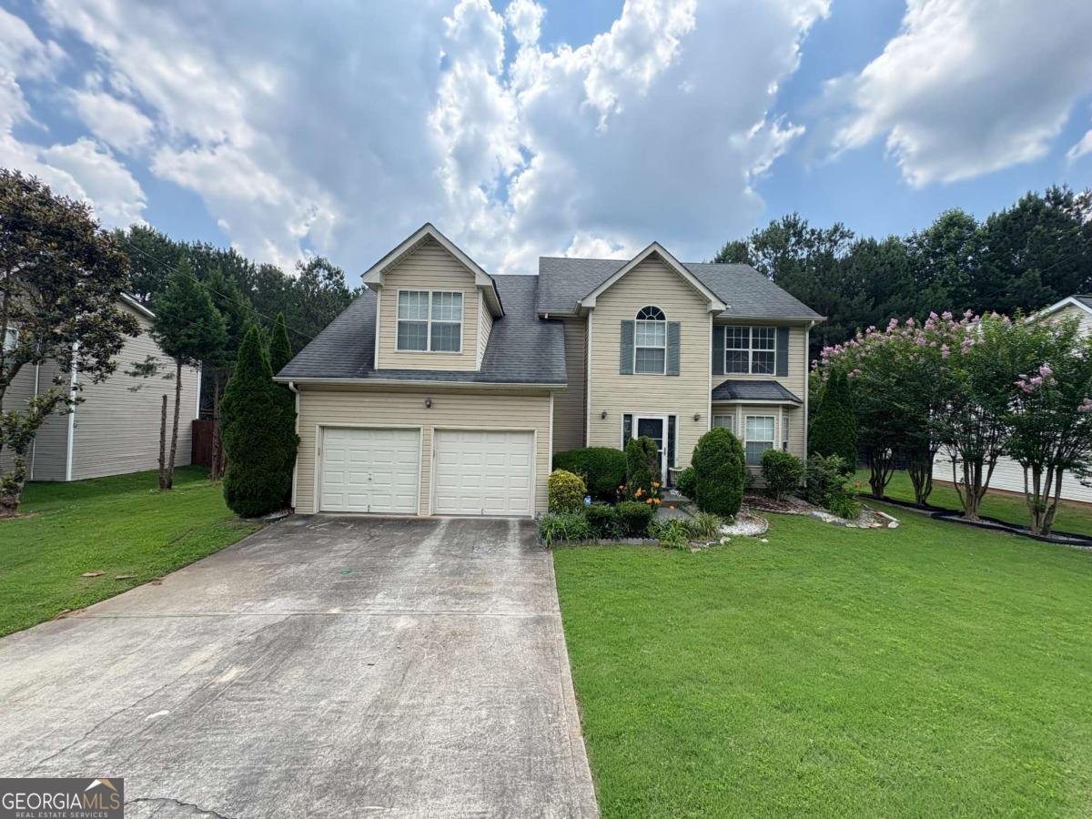 5220 Round Table Drive Ellenwood - main photo