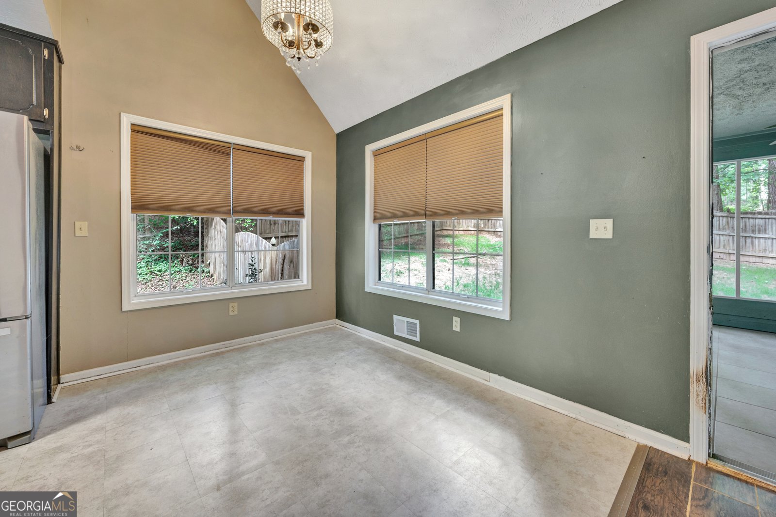 432 Kimberly Court McDonough - Photo 18