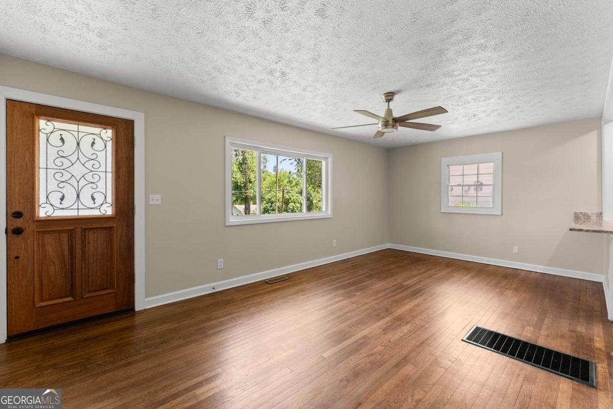 2571 Gentilly Place Atlanta - Photo 7