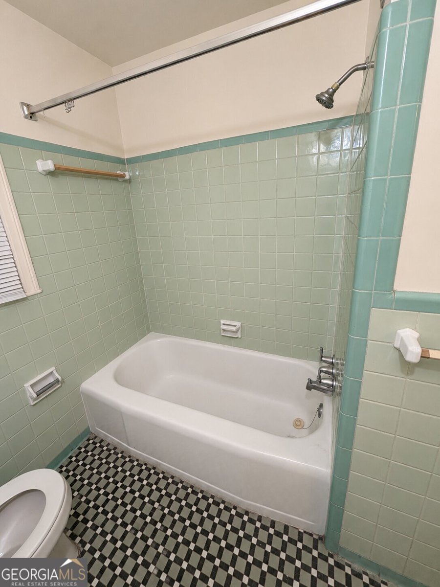 895 Laurel Street Forest Park - Photo 10