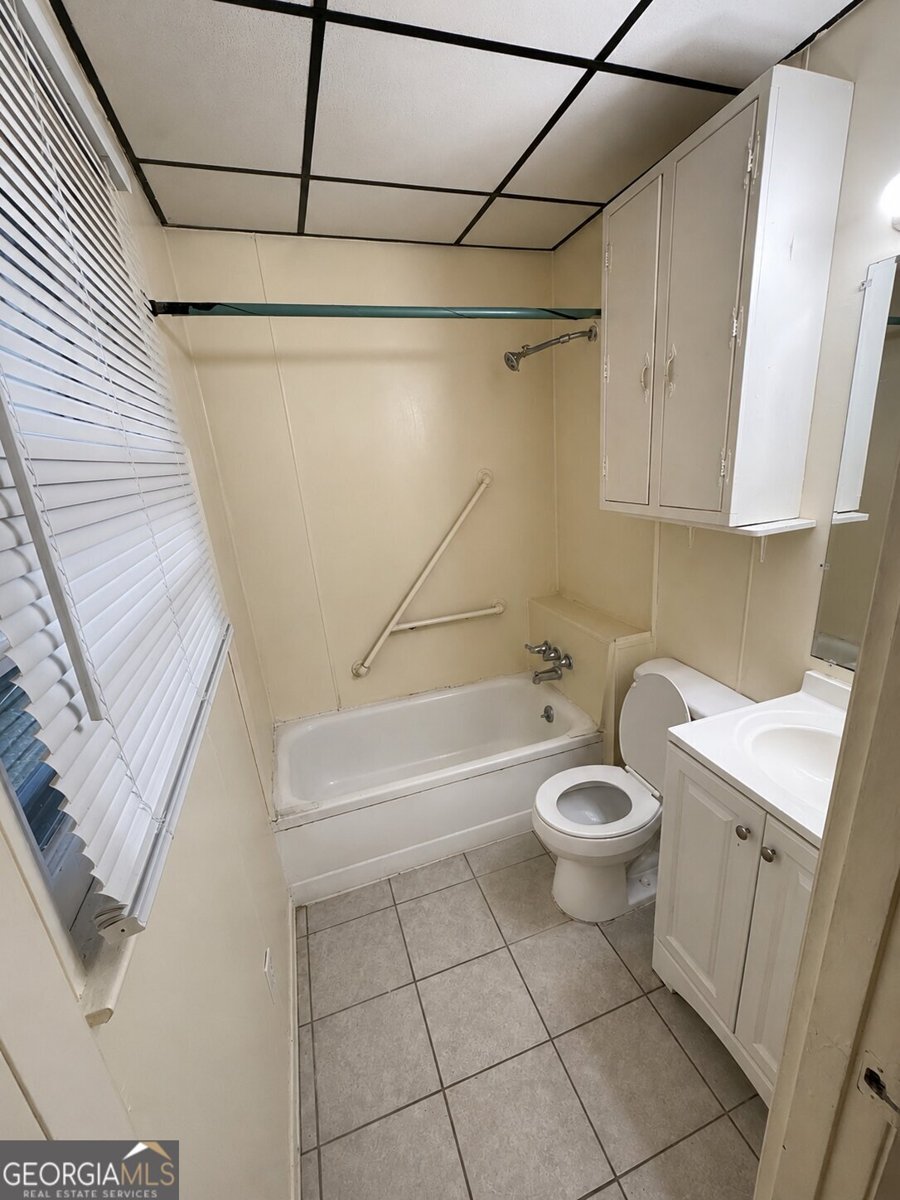 895 Laurel Street Forest Park - Photo 18