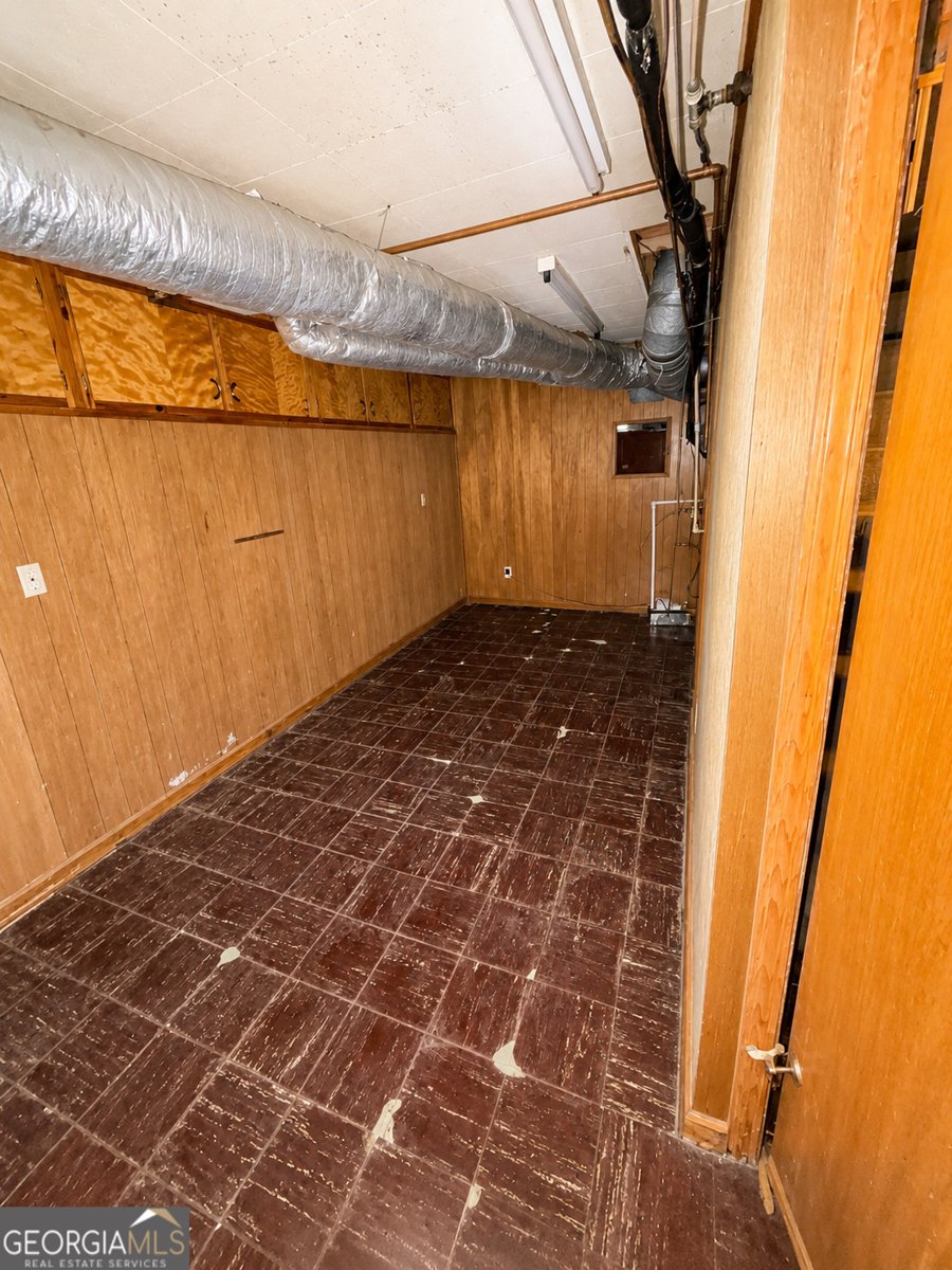895 Laurel Street Forest Park - Photo 28