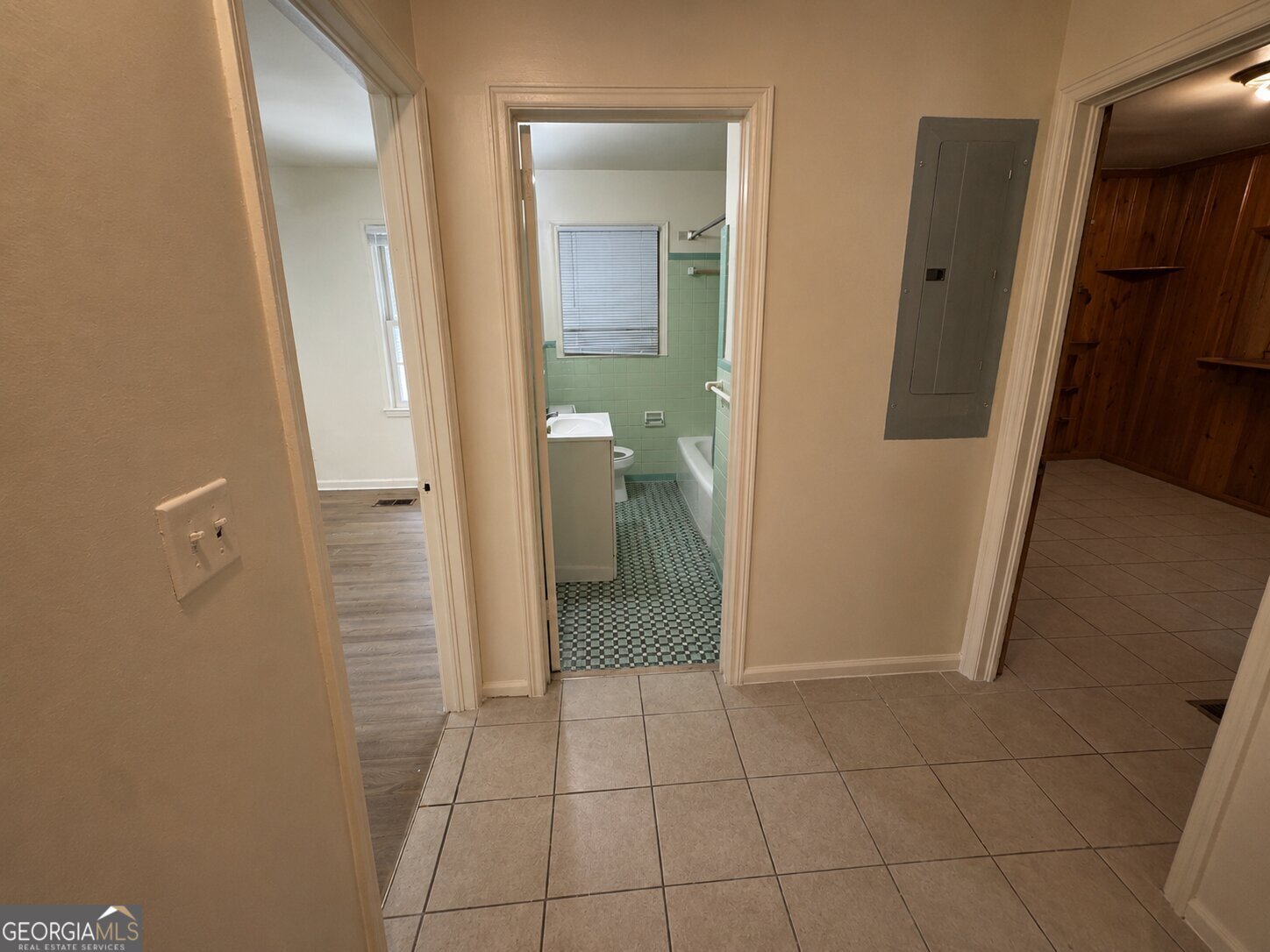 895 Laurel Street Forest Park - Photo 7