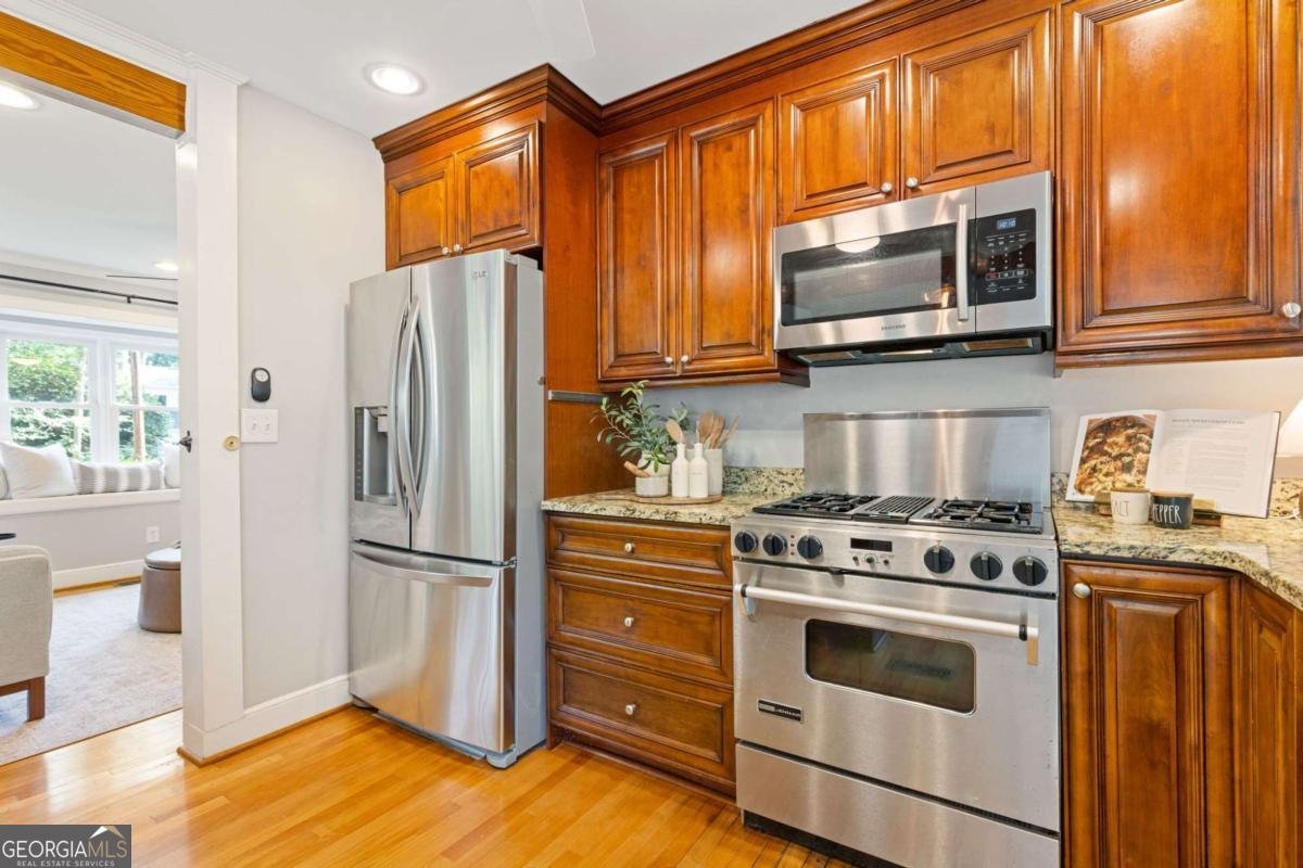 639 Scott Circle Decatur - Photo 10
