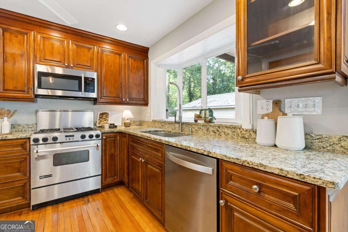 639 Scott Circle Decatur - Photo 9