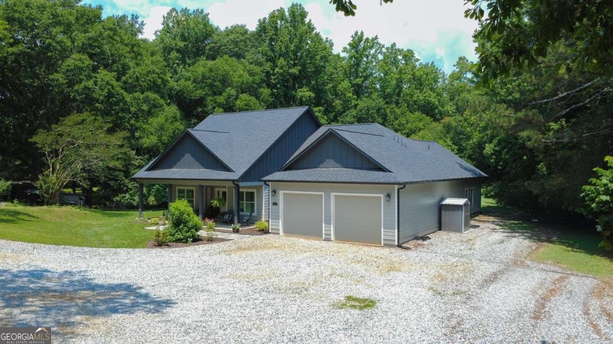 9350 Burnett Drive Cumming - main photo