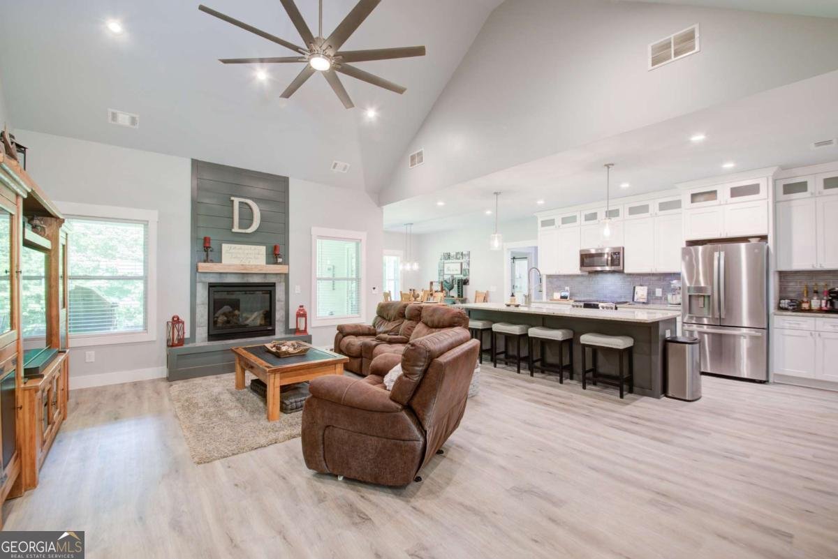 9350 Burnett Drive Cumming - Photo 8