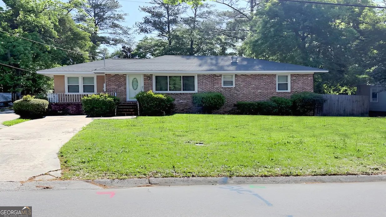 4322 Summerhill Drive Macon - main photo