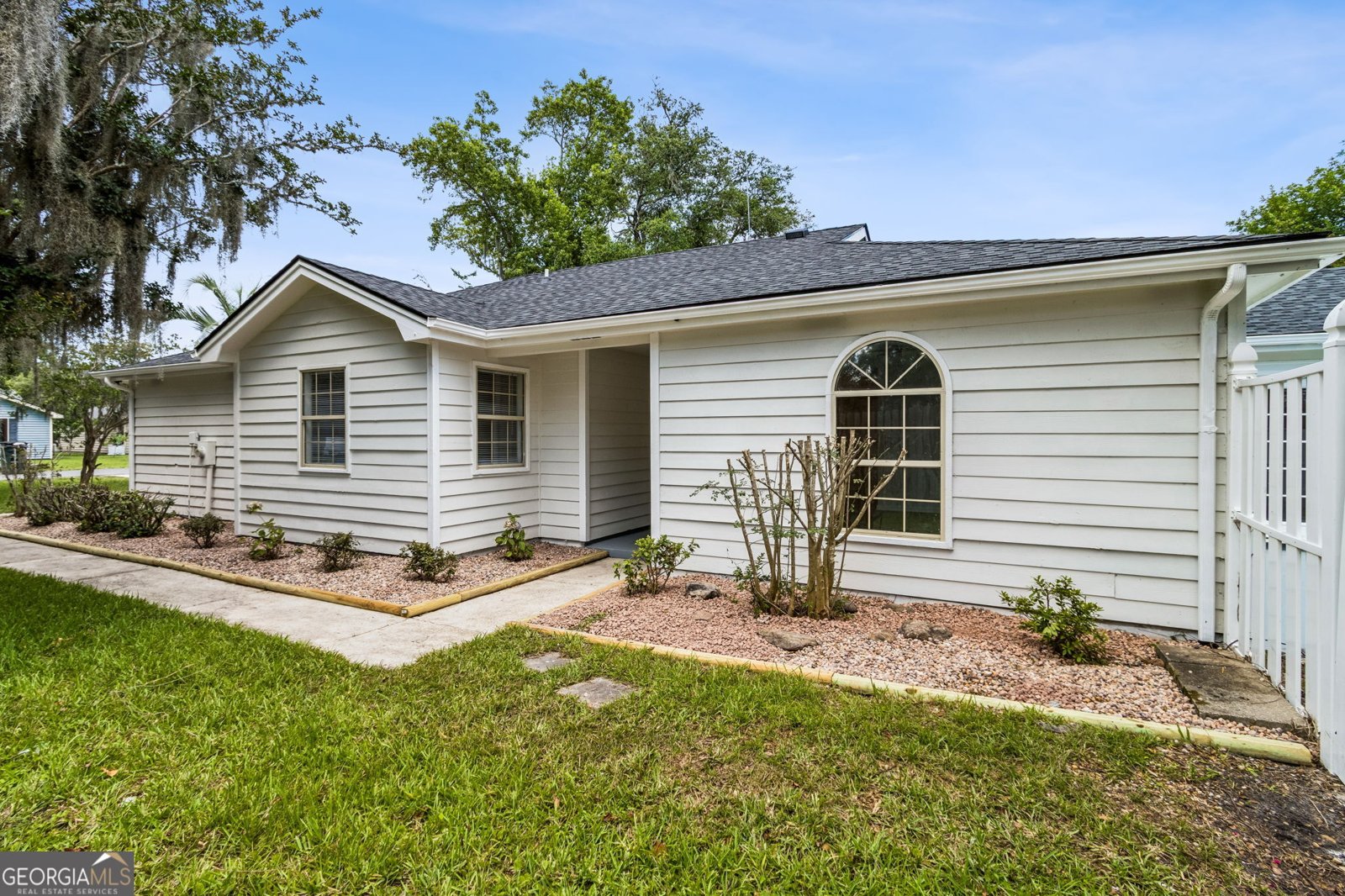 207 Cypress Drive Kingsland - main photo