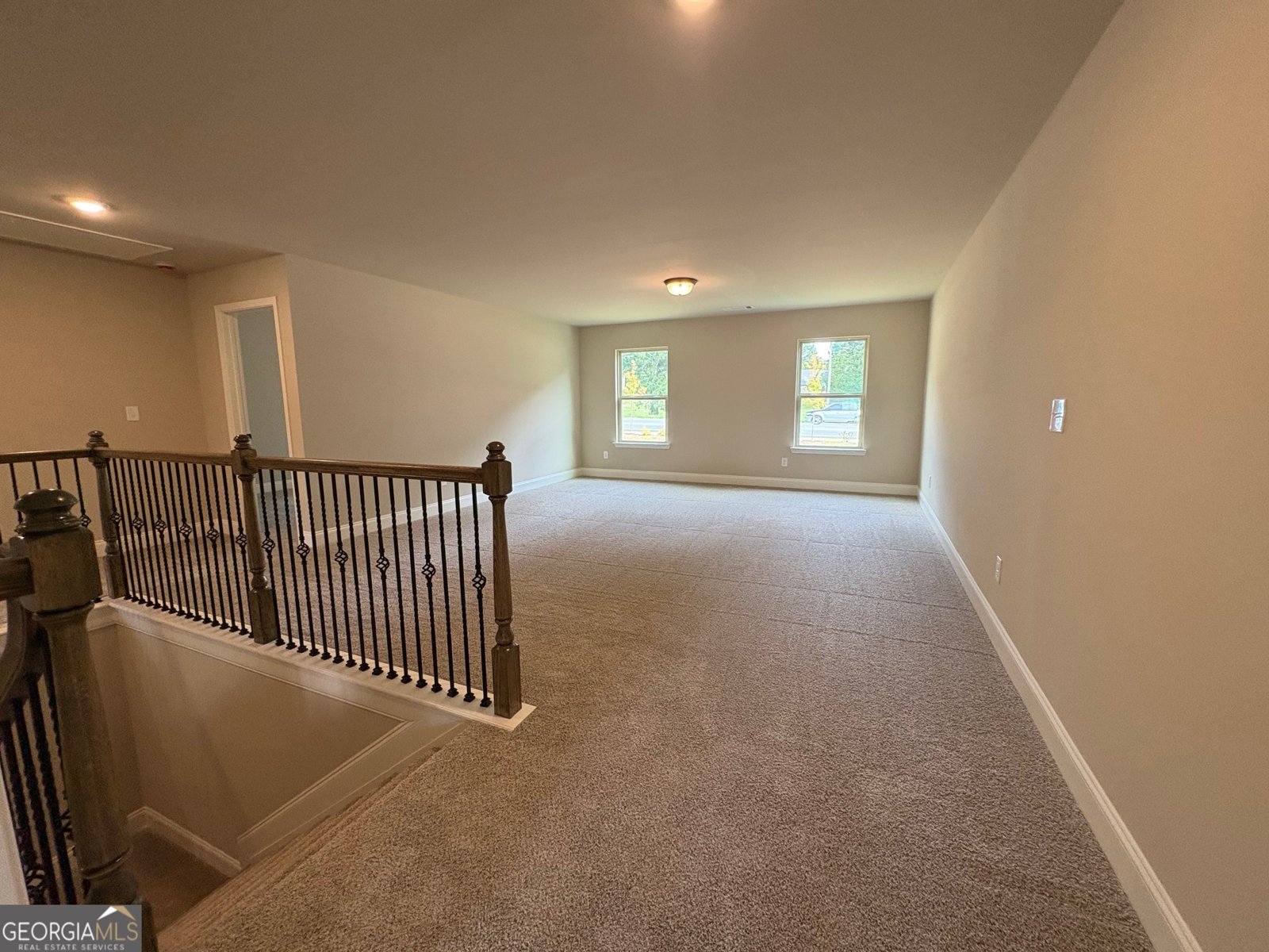 1046 Lakeview Oaks Court Grayson - Photo 10