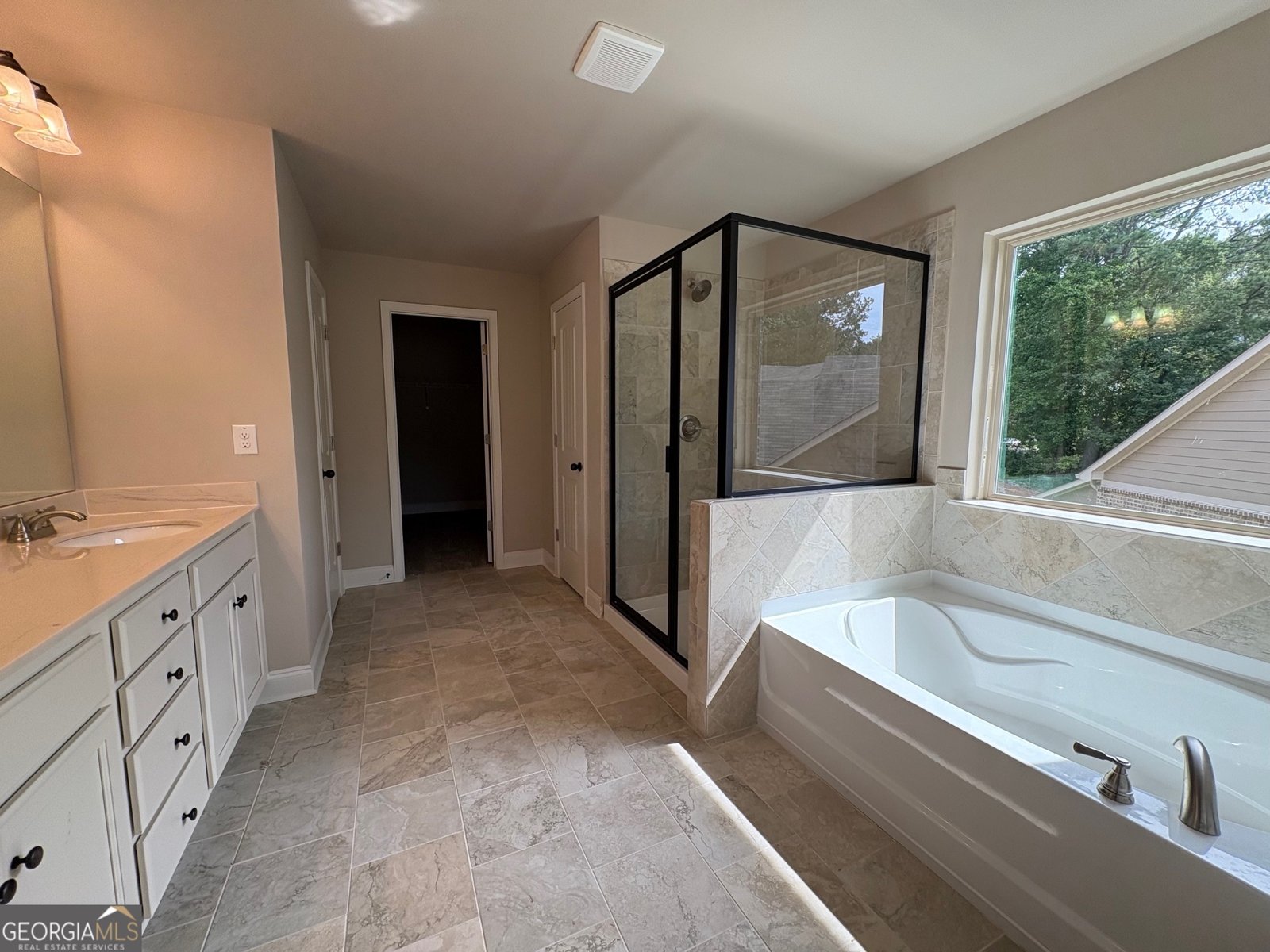1046 Lakeview Oaks Court Grayson - Photo 14