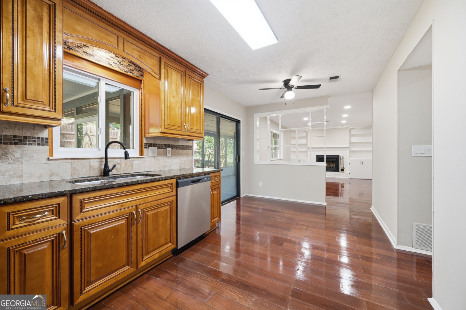 1022 Brockdell Court Norcross - Photo 10