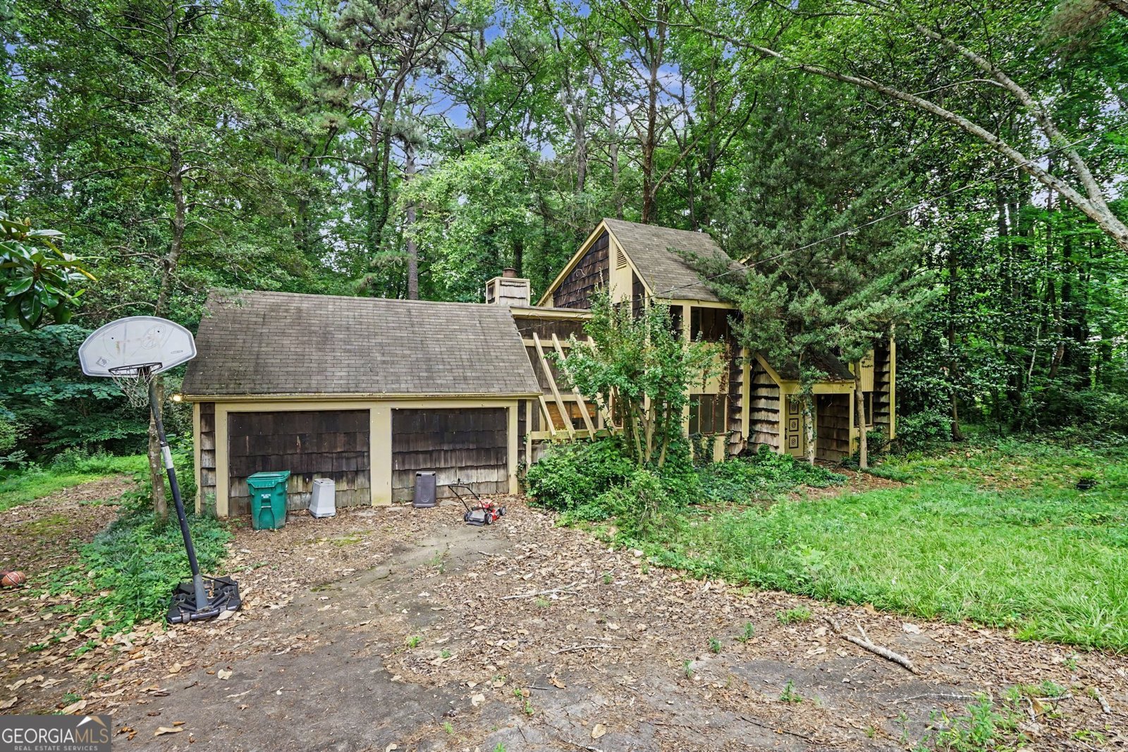 5230 Essex Farms Court Stone Mountain - main photo