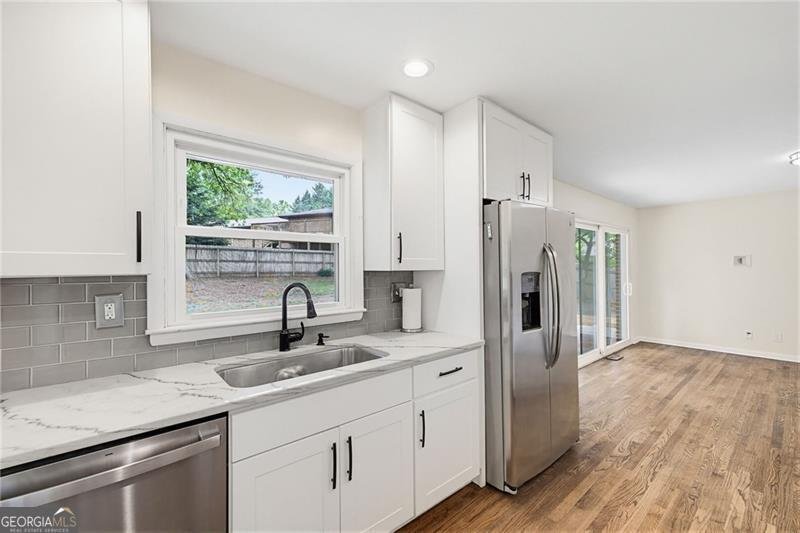 1089 Chatsworth Drive Avondale Est - Photo 9