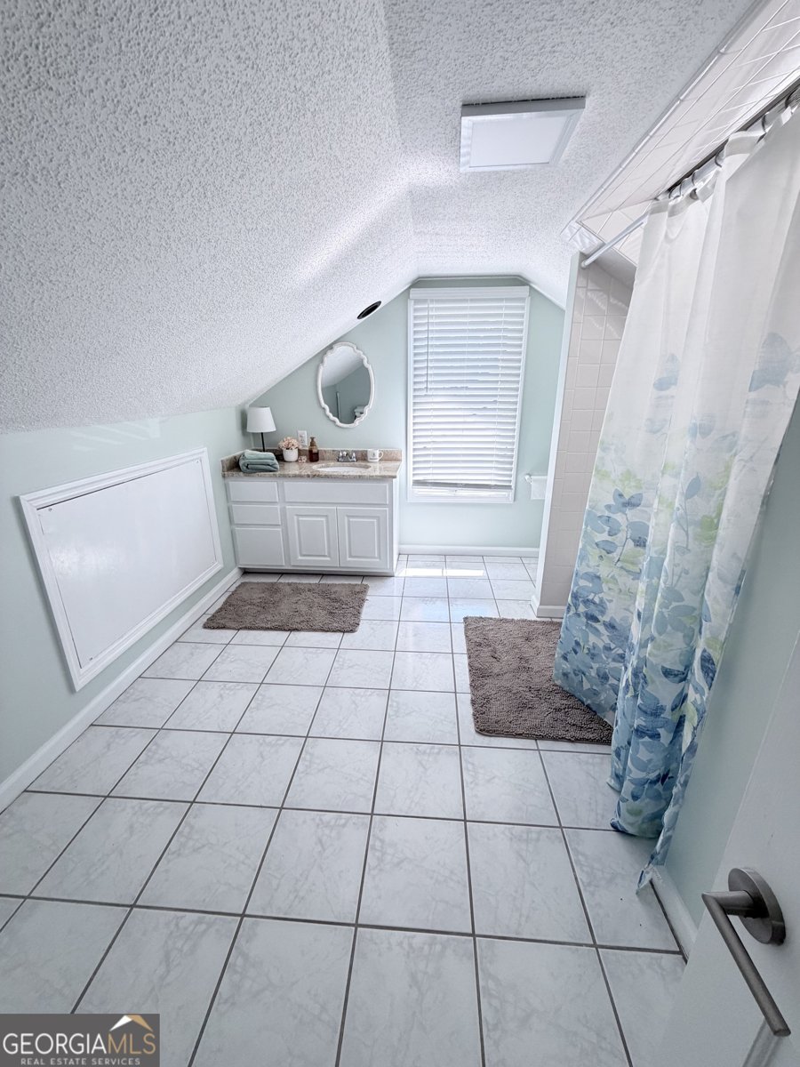 9489 Lee Rd 379 Valley - Photo 38
