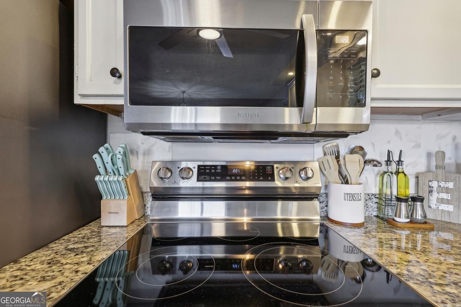 8470 Lake Drive Snellville - Photo 10