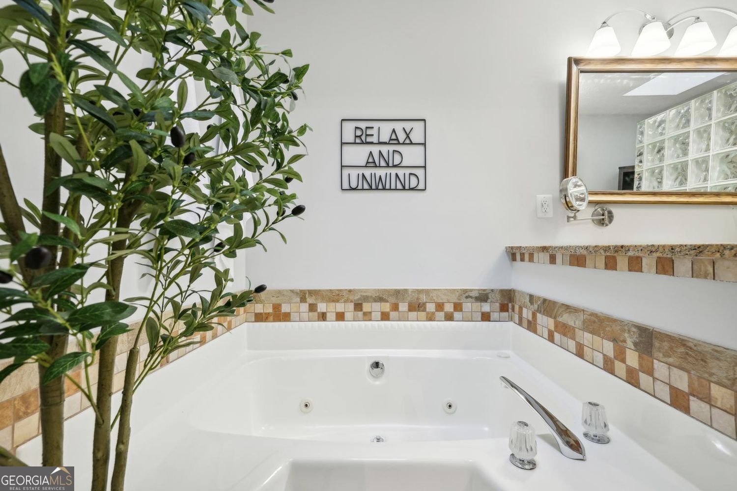 8470 Lake Drive Snellville - Photo 23