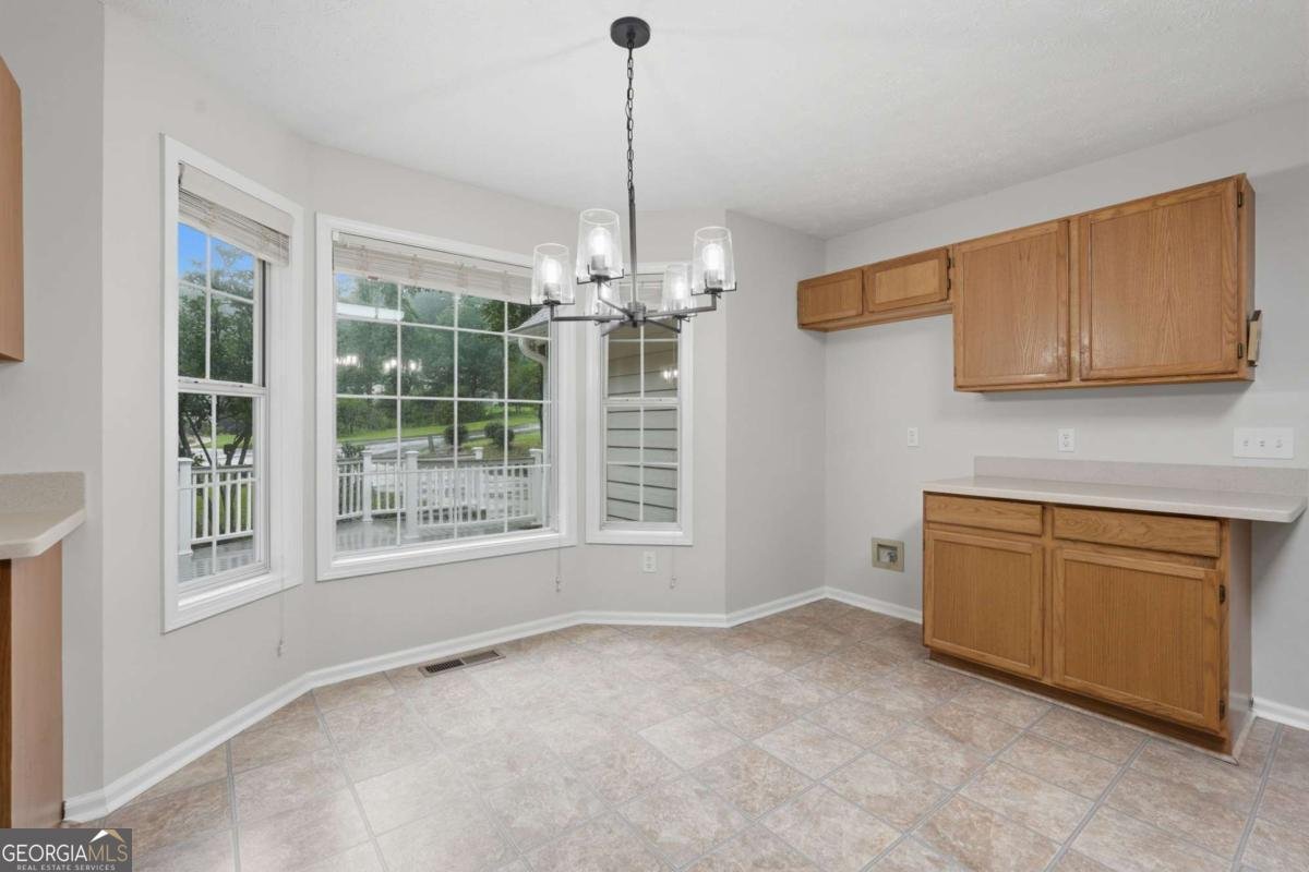 7035 Crossview Drive Cumming - Photo 16