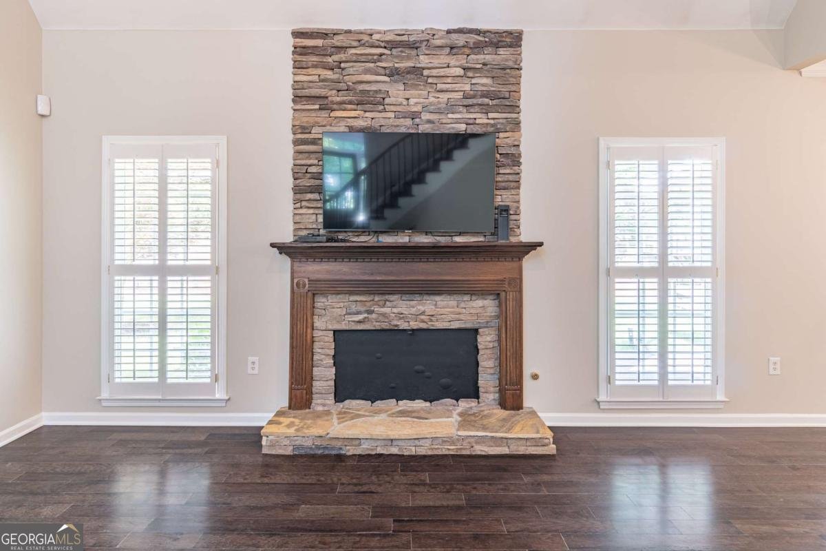 2649 Waters Edge Drive Gainesville - Photo 11