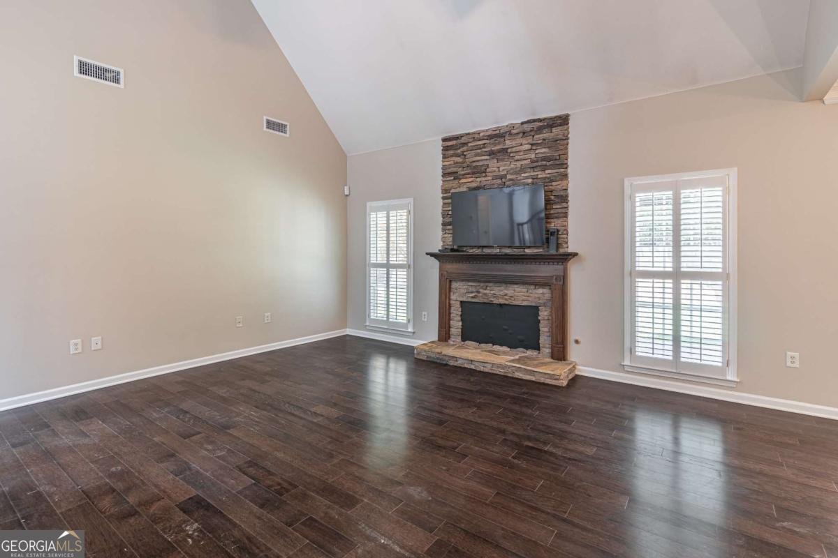 2649 Waters Edge Drive Gainesville - Photo 12